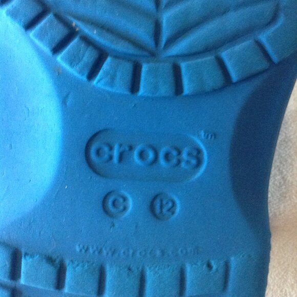 Blue Crocs/Super Mario Charm; Kids "S" (12) Classic clog, Jibbitz Charm, Kidcore - Picture 4 of 4